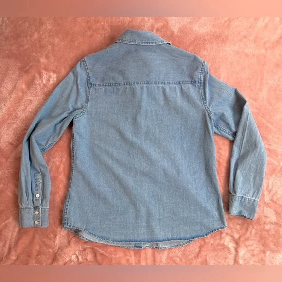 DRAPER JAMES - Darlin’ Chambray Button Down Shirt - Picture 6 of 6